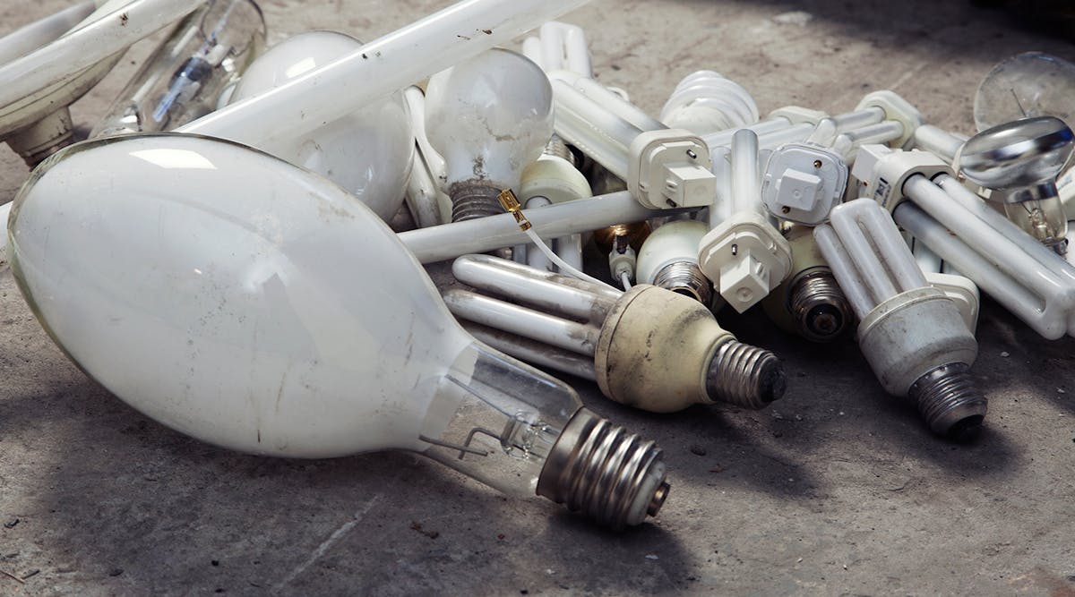 Industryweek 33717 Old Lightbulbs