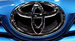 Toyota Annual Net Profit Drops 25%