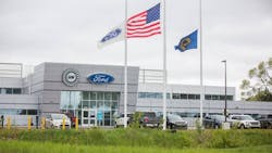 UAW-Ford Center to Train Hourly Workers in Advanced Manufacturing UAW-Ford Center to Train Hourly Workers in Advanced Manufacturing