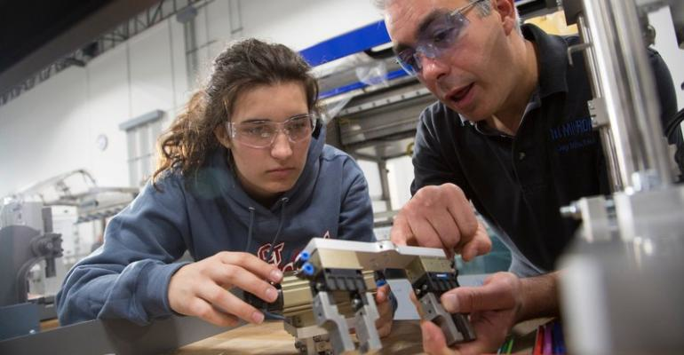 Manufacturing Organizations Applaud US Apprenticeship Grants