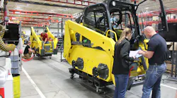 Wacker Neusonnbspfactory employees at work on the skidsteer loader line
