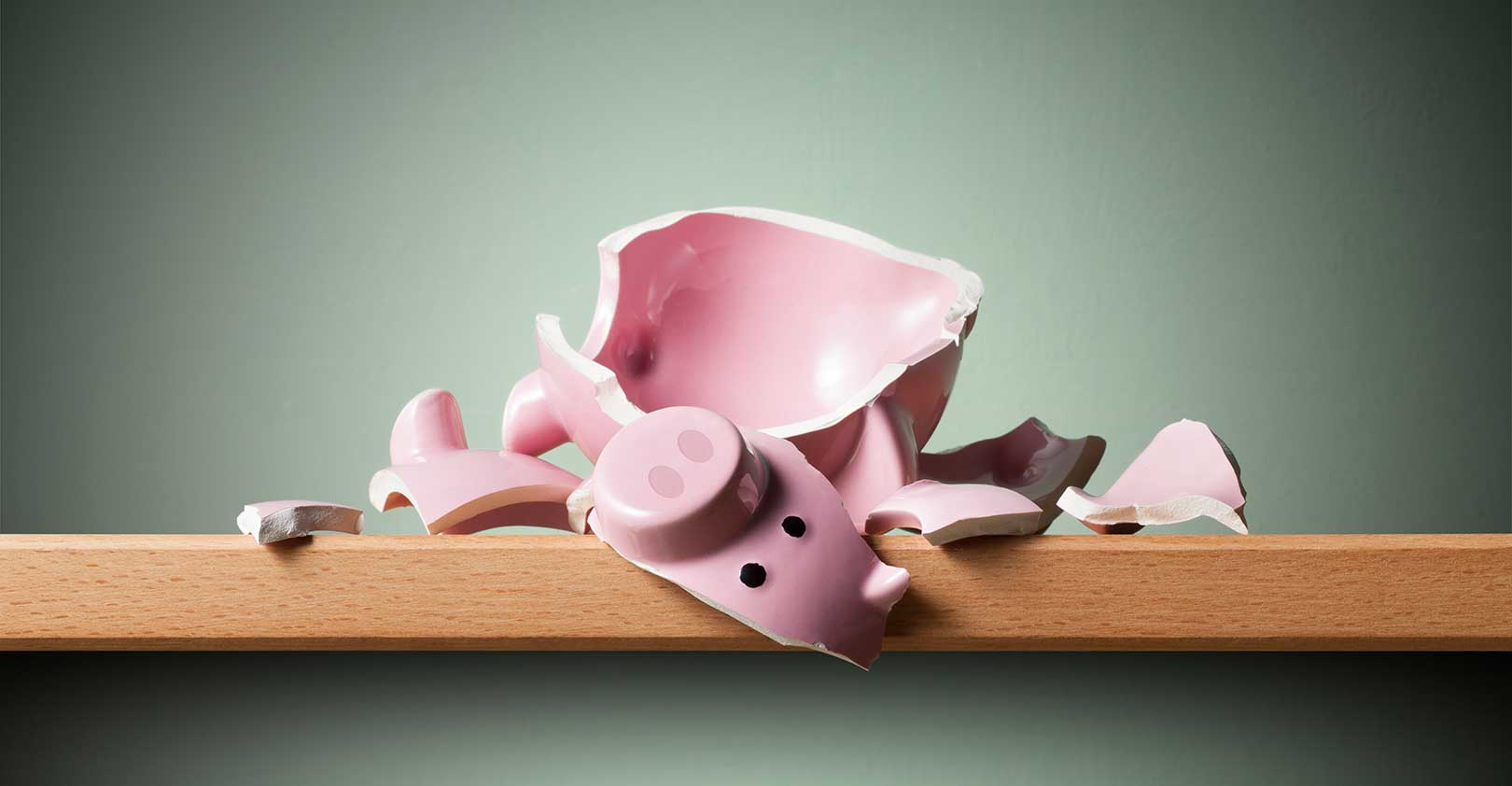 broken-piggybank-empty-malerapaso-iStock-Getty.jpg