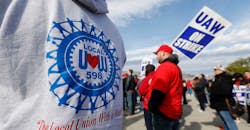 UAW-hoodie-logo-Bill-Pugliano-Getty.jpg UAW-hoodie-logo-Bill-Pugliano-Getty.jpg