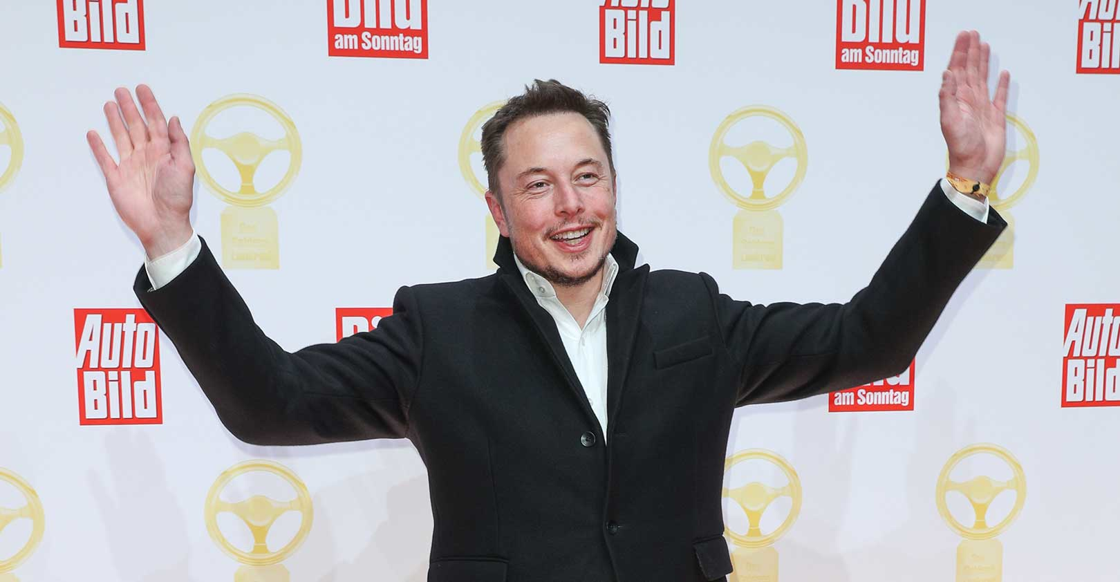 musk-attends-goldenes-lenkrad-award-Brian-Dowling-Getty-Images.jpg