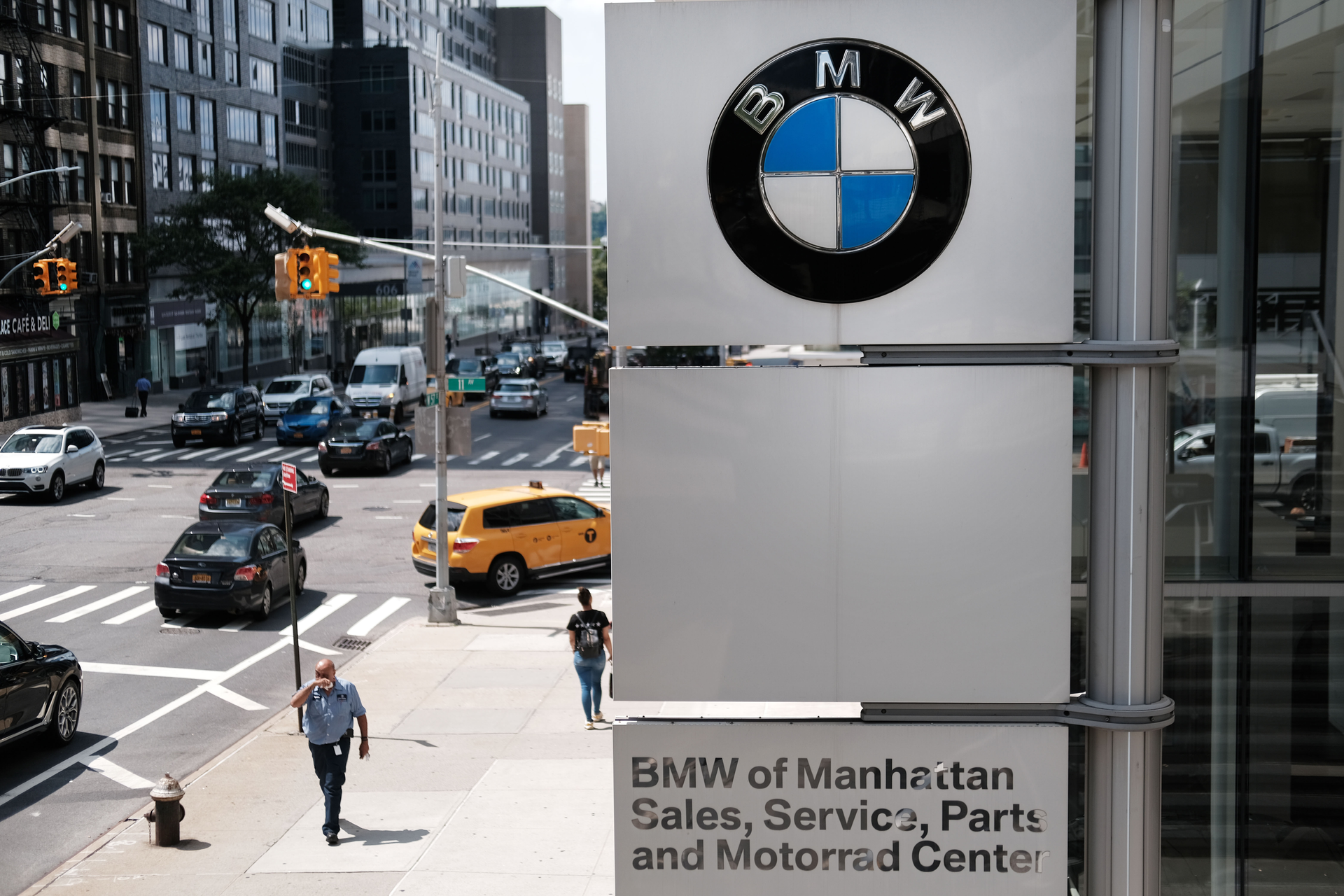 Bmw Logo New York 5e021d2fdab2b