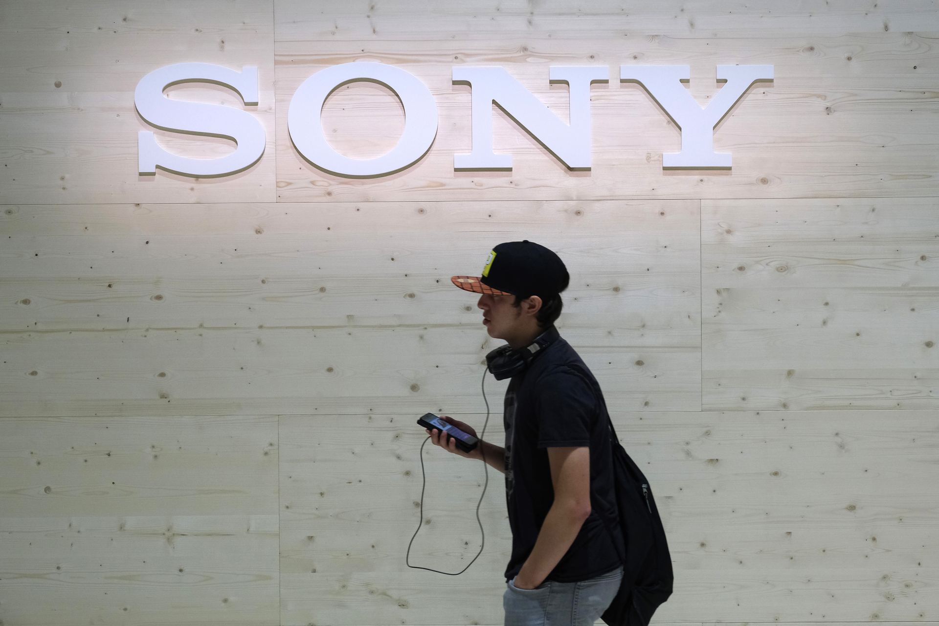 Sony 2019 5e0183a1e8fe6
