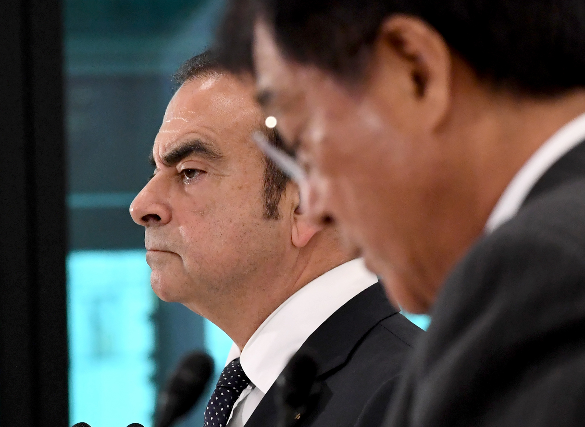 Ghosn 5e0ad5bef2de1