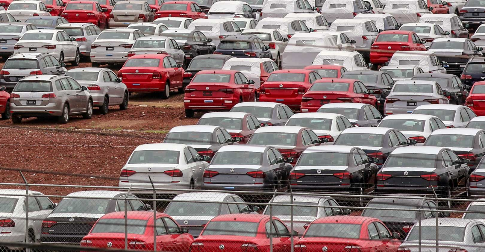 volkswagen-cars-in-lot-mexico-puebla-JOSE-CASTANARES-AFP-via-Getty.jpg