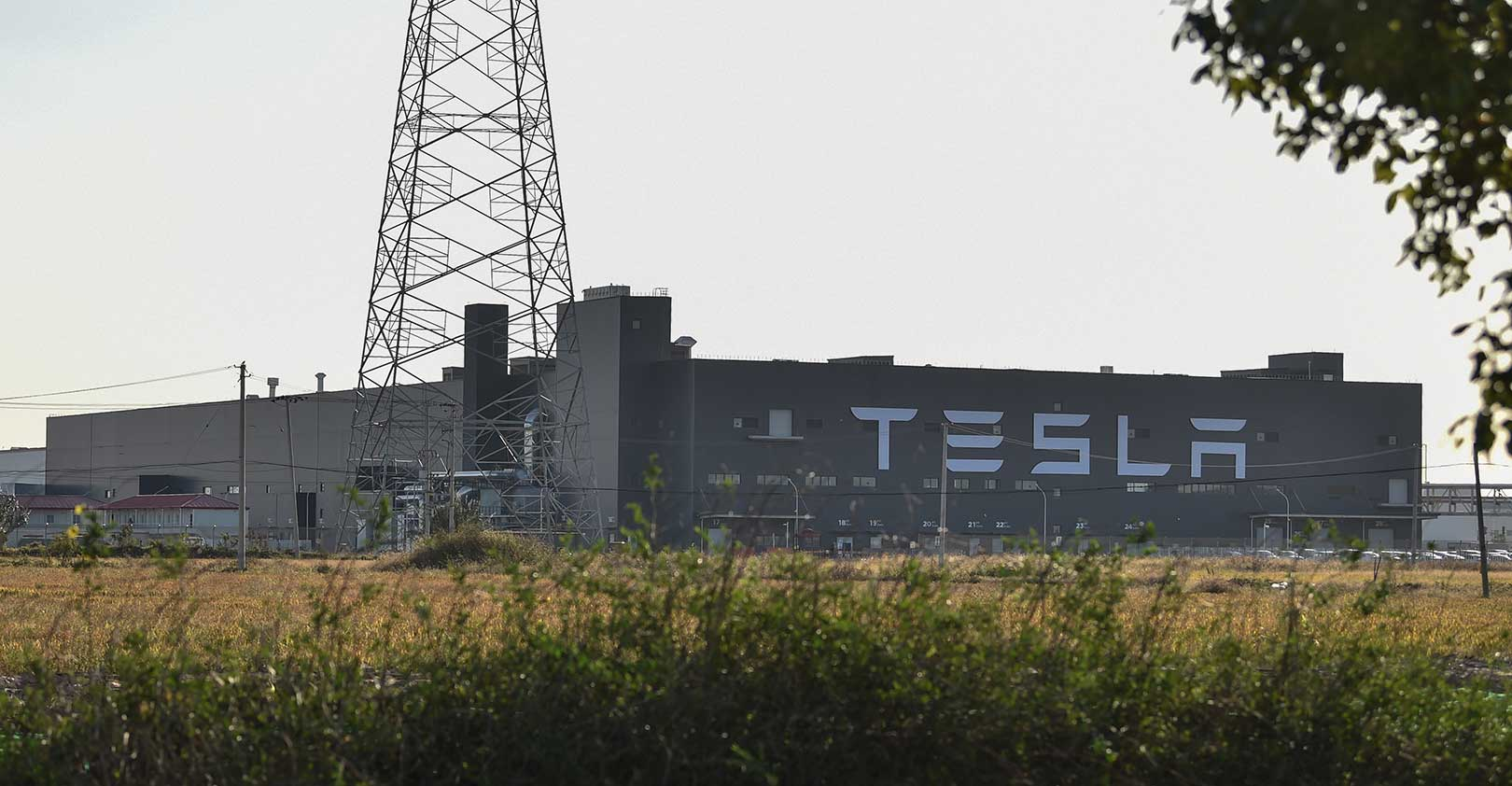 tesla-shanghai-gigafactory-HECTOR-RETAMAL-AFP-via-Getty-Images.jpg