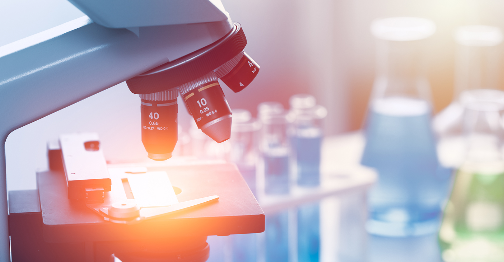 Microscope Medical Research Id 117615504 C Korn Vitthayanukarun Dreamstime 5e8367355a0a6