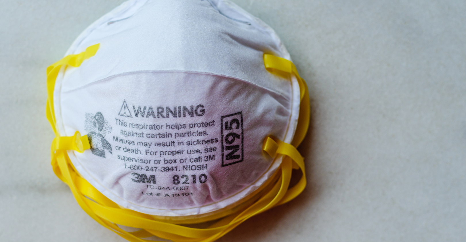 3 M Respirator N95 Mask Yongheng Lim Dreamstime 5e879884d68f6