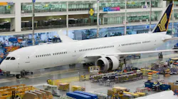 Singapore 787 10 004