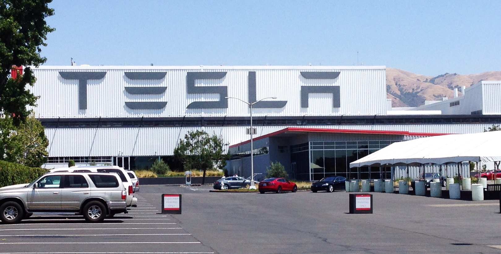 Tesla Fremont California Winnietam Dreamstime 5eb97845e4044