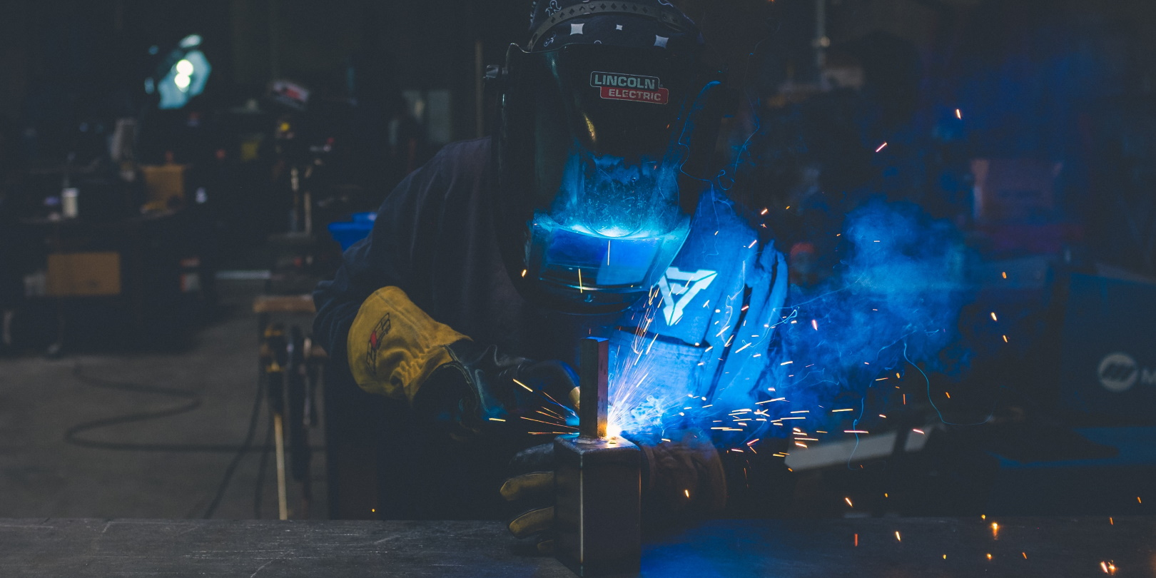 Blue Sparks Welder Forge Photo By Ne Onbrand On Unsplash 5ebd656fe843b