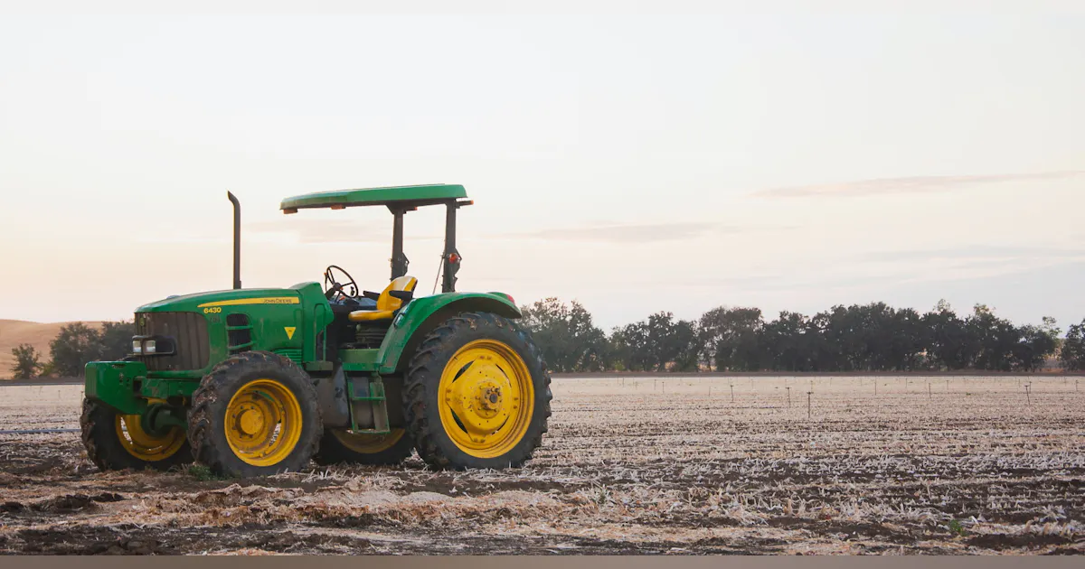 Meager Income Deere & Co. Posts Meager Income, Smaller-Than-Expected Sales Drop ...