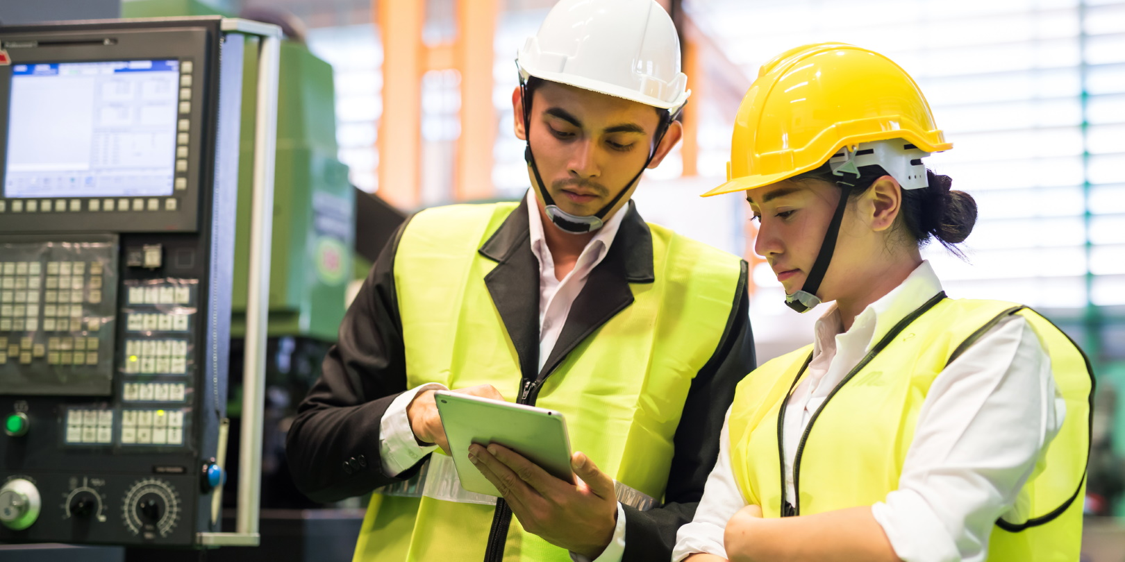 Workers Id 163643936 Blanscape Dreamstime 5eda6d58a368d