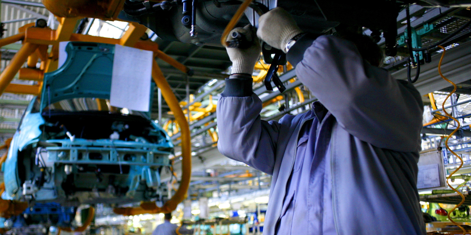 Car In Assembly Tudor Vintiloiu Dreamstime 5f474349294dd