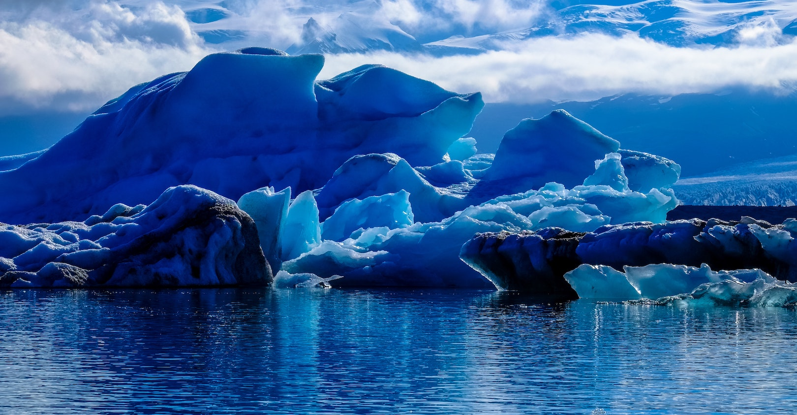 Francesco Ungaro Rd Lf 7 J5 Im Unsplash 5f366d4ad598e