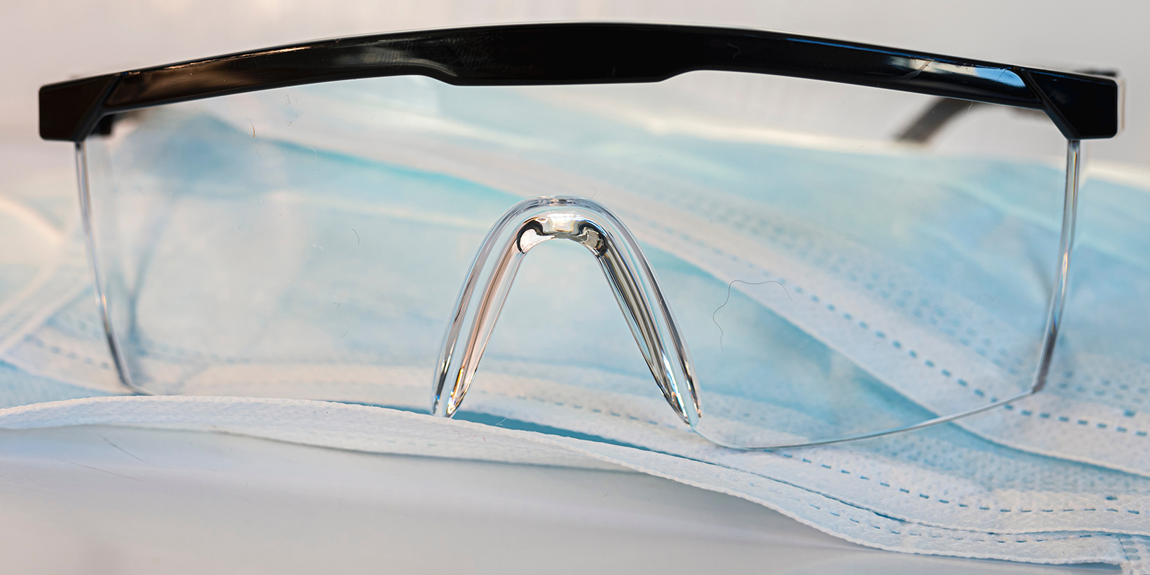 Safety Goggles 5f90e8cb49f4d