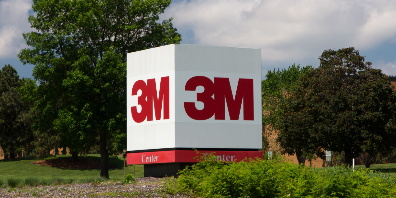 3 M Logo On Cube Ken Wolter Dreamstime 5fcdca782b61e