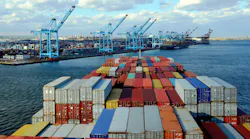 Container Ship Outside Newark, New Jersey © Mariusz Bugno Dreamstime