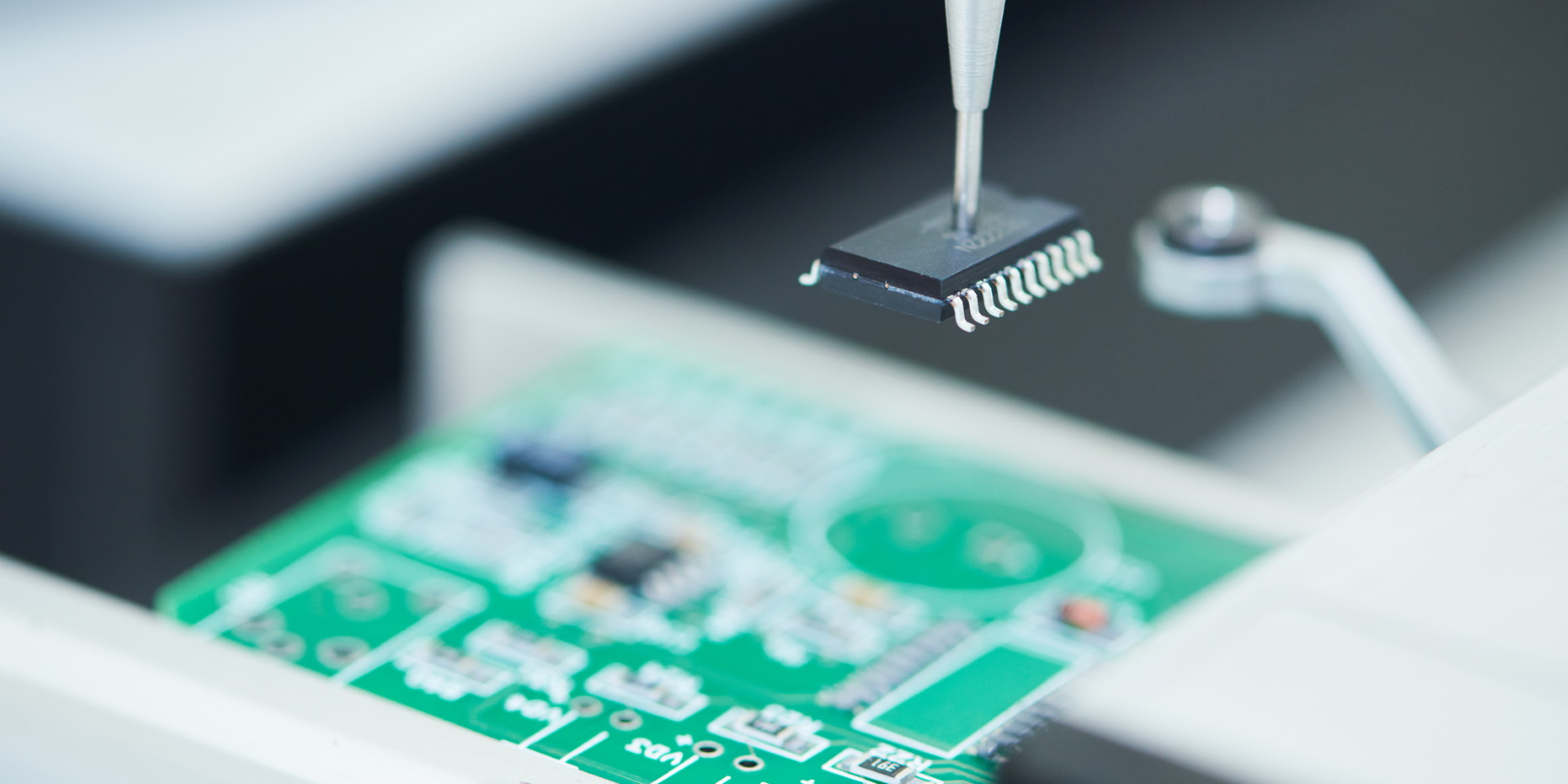 Microchip Semiconductor Manufacturing Automatic Machine Motherboard Assembly Dmitry Kalinovsky Dreamstime 605ad9f1eca7d