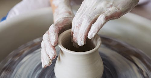 Pottery Class: a Parable for Idea Generation