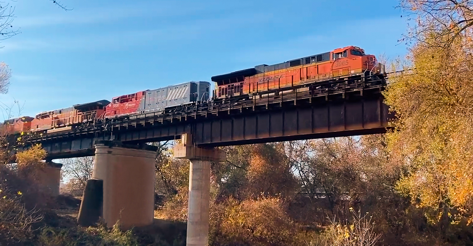 Fl Xdrive Battery Locomotive Bnsf Credit 60a2c0a827ebe