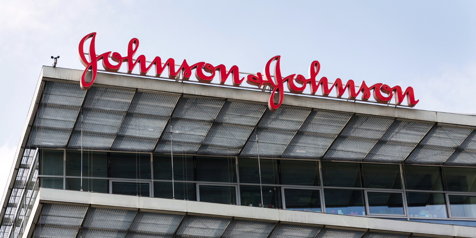 Johnson Johnson Corporate Logo On Building Headquarters Josefkubes Dreamstime 60d9f3d7d6229