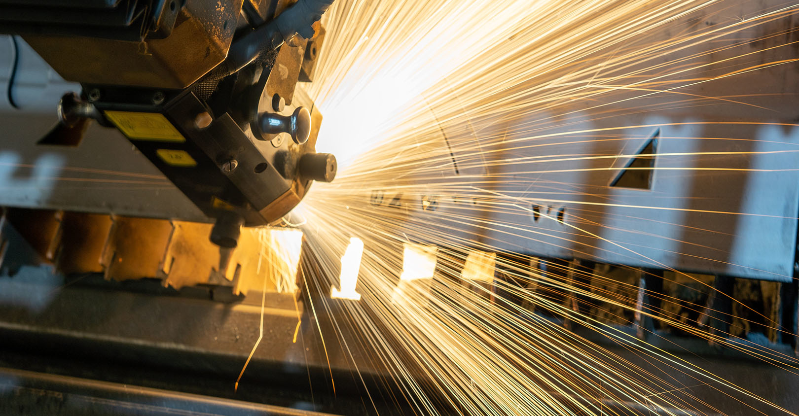 Manufacture Clayton Cardinalli Hk J Nx0 E Dbj E Unsplash 1 60f056a6f0a16