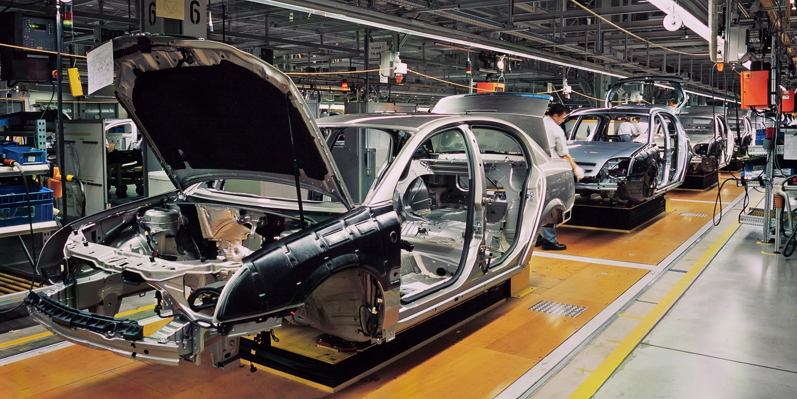 Car Vehicles On Production Assembly Line Rainer Plendl Dreamstime 611bded87a924