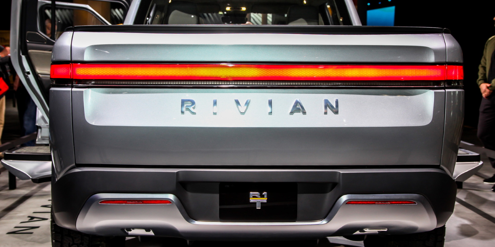 Rivian Pickup Truck 1miro Dreamstime 612c33de71940