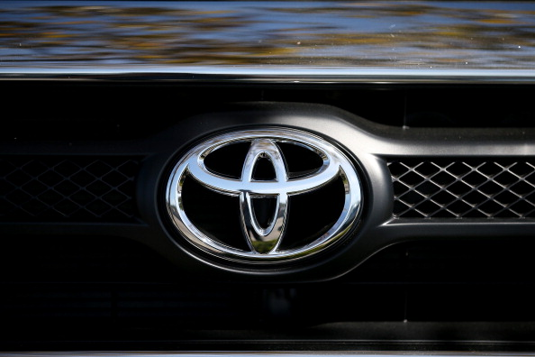 Toyota Logo 595 G 61376121255e1