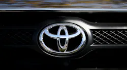 Toyota Logo 595 G