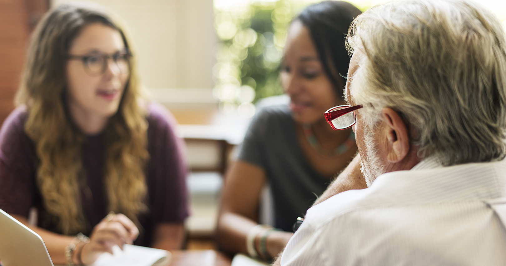 Collaboration 61b90a911ff46