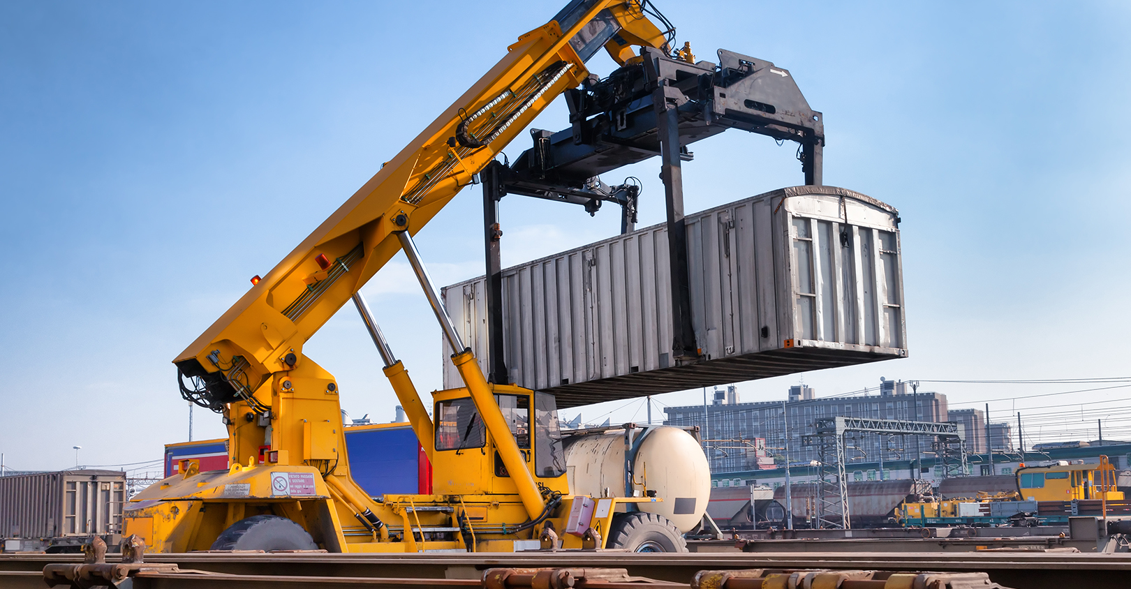 Loading Rail Car 621d224be2f18