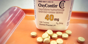 Oxycontin Hydrocodone Opioids Purdue Pharma Sackler Family © Pureradiancephoto Dreamstime