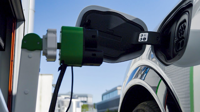 Ford Develop Autonomous EV Charging Station IndustryWeek