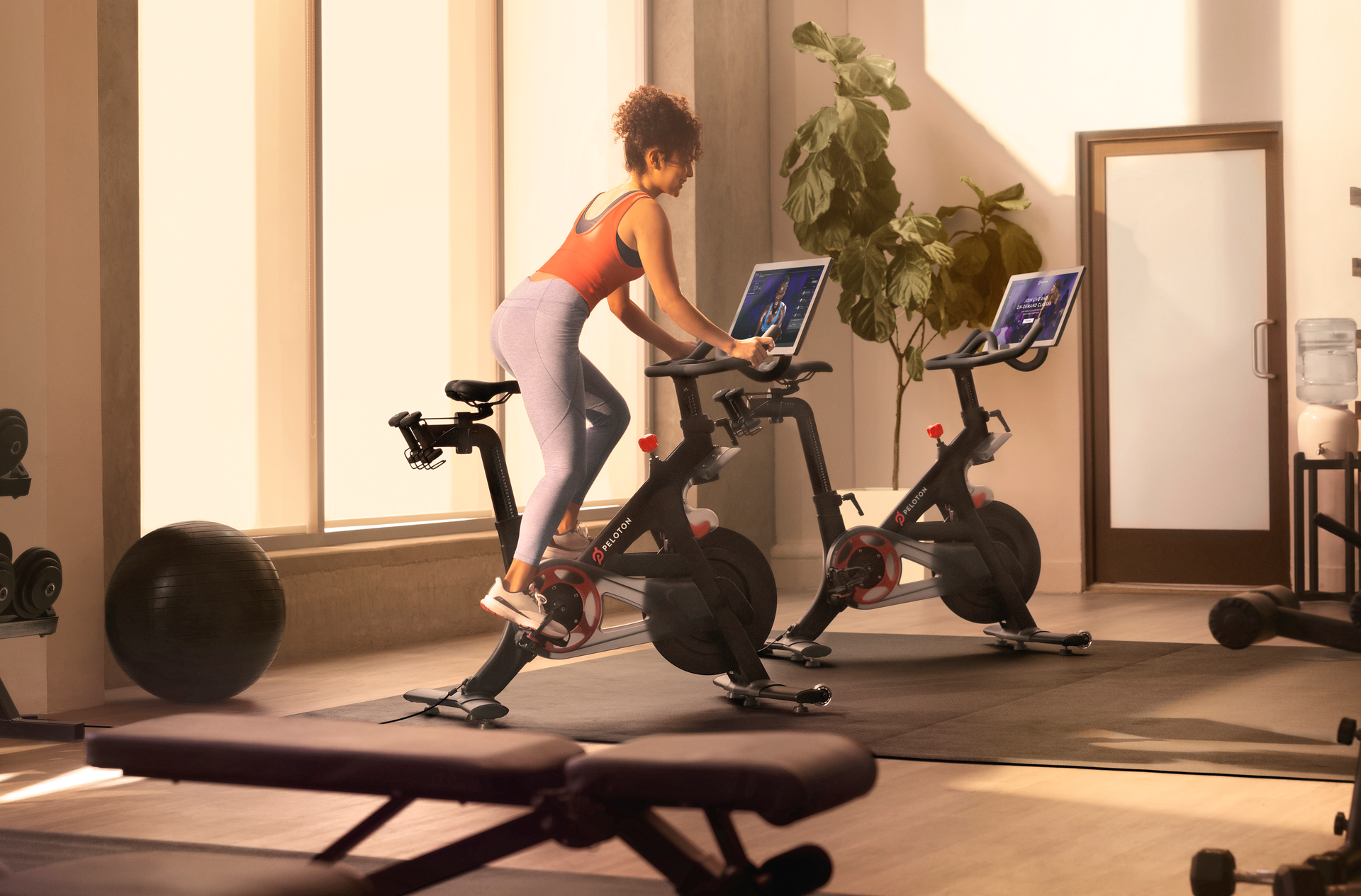 Hotelgym Bike Wide Cynthia 037 1 62cece111f85a