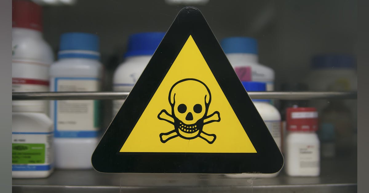 معني كلمه توكسيك في معجم المعاني 2 معني كلمه توكسيك في معجم المعاني