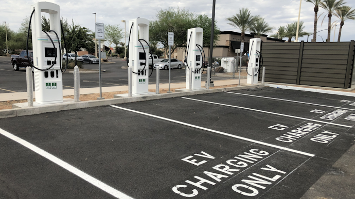 https://img.industryweek.com/files/base/ebm/industryweek/image/2023/05/16x9/electric_charging_only.6476499333a9e.png?auto=format%2Ccompress&w=320
