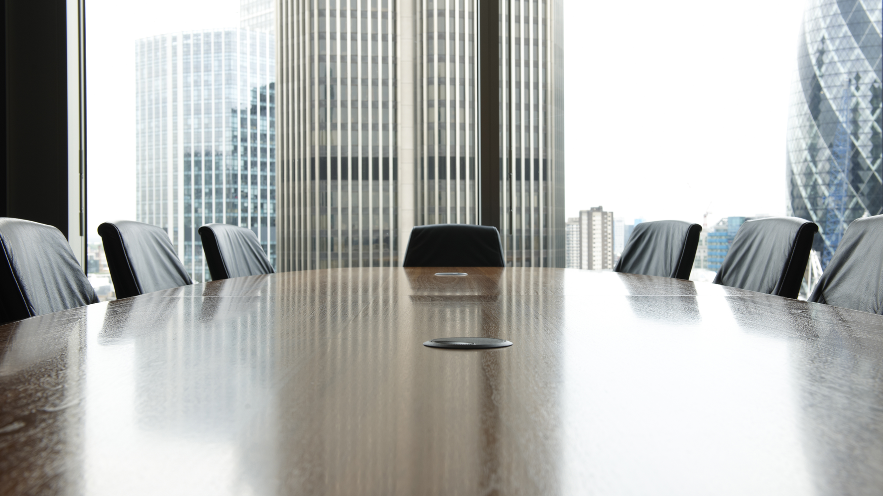Boardroom1 Dreamstime 64a2f919e3bbc