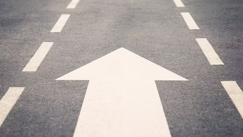 Arrow Cr Dreamstime 64e7d0a155777