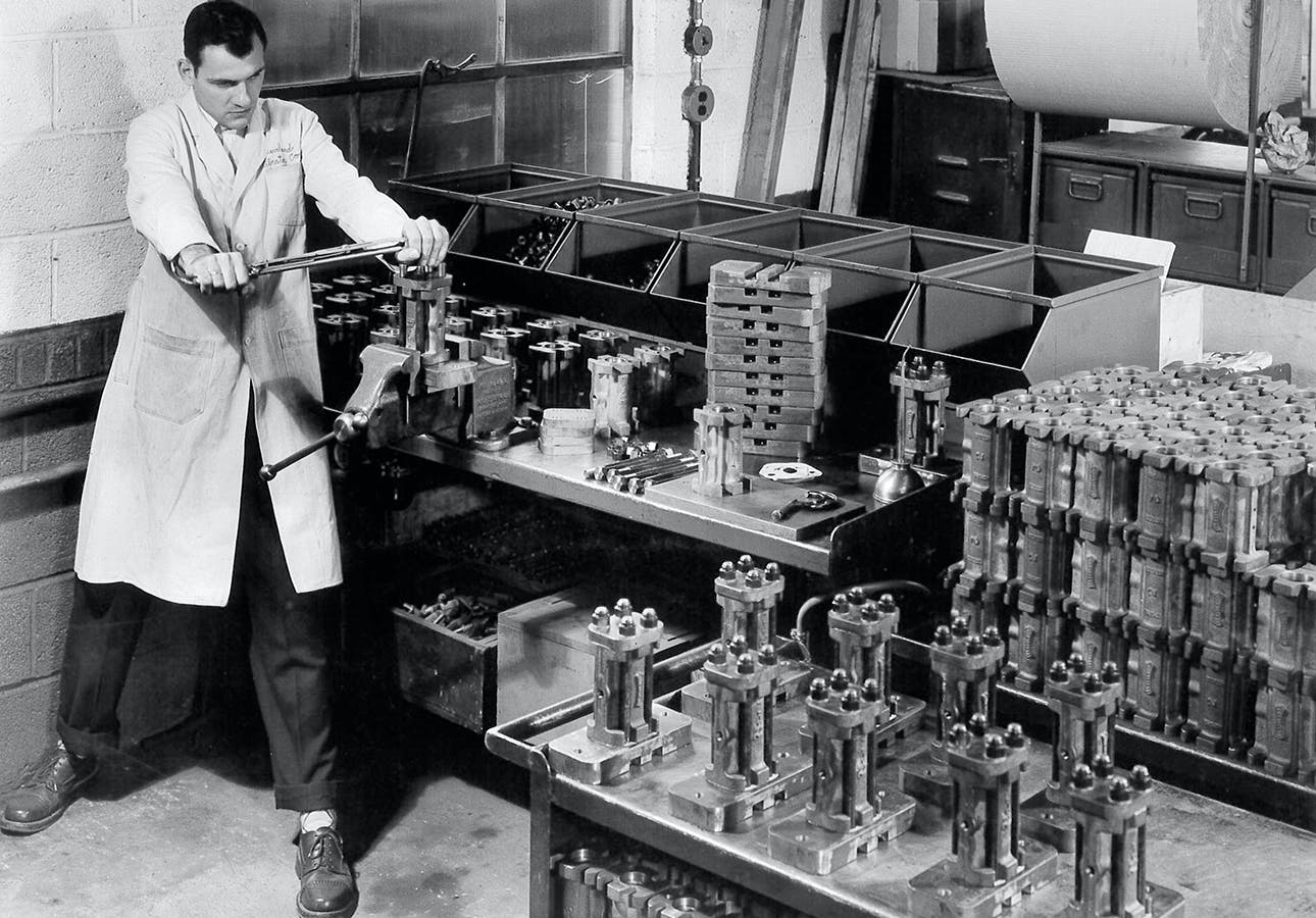 658043b385b723001e3d7628 Clevelandvibrator