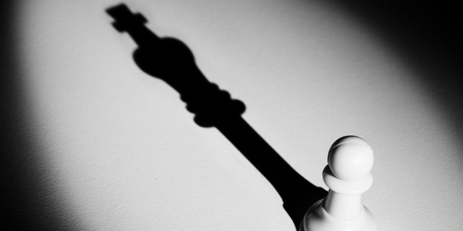 65b9d203ee0640001e561444 Chesspieceleadershippromotionabstractaltaoosthuize