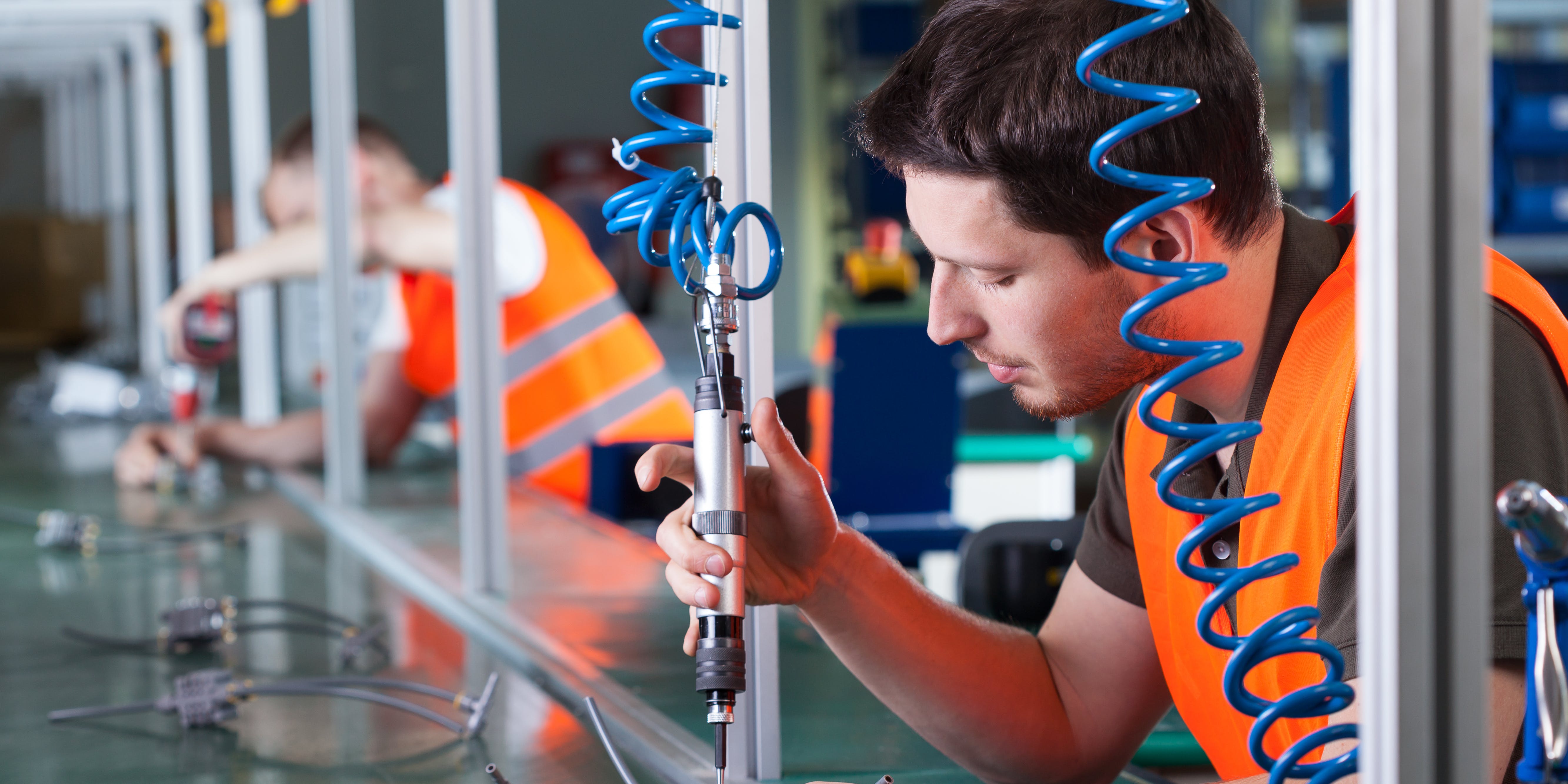 65c13919530109001ed97344 Workingfactorymanprecisiononproductionlinekatarzyn