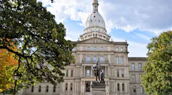 lansingmichiganstatecapitalbuildingadeliepenguindr
