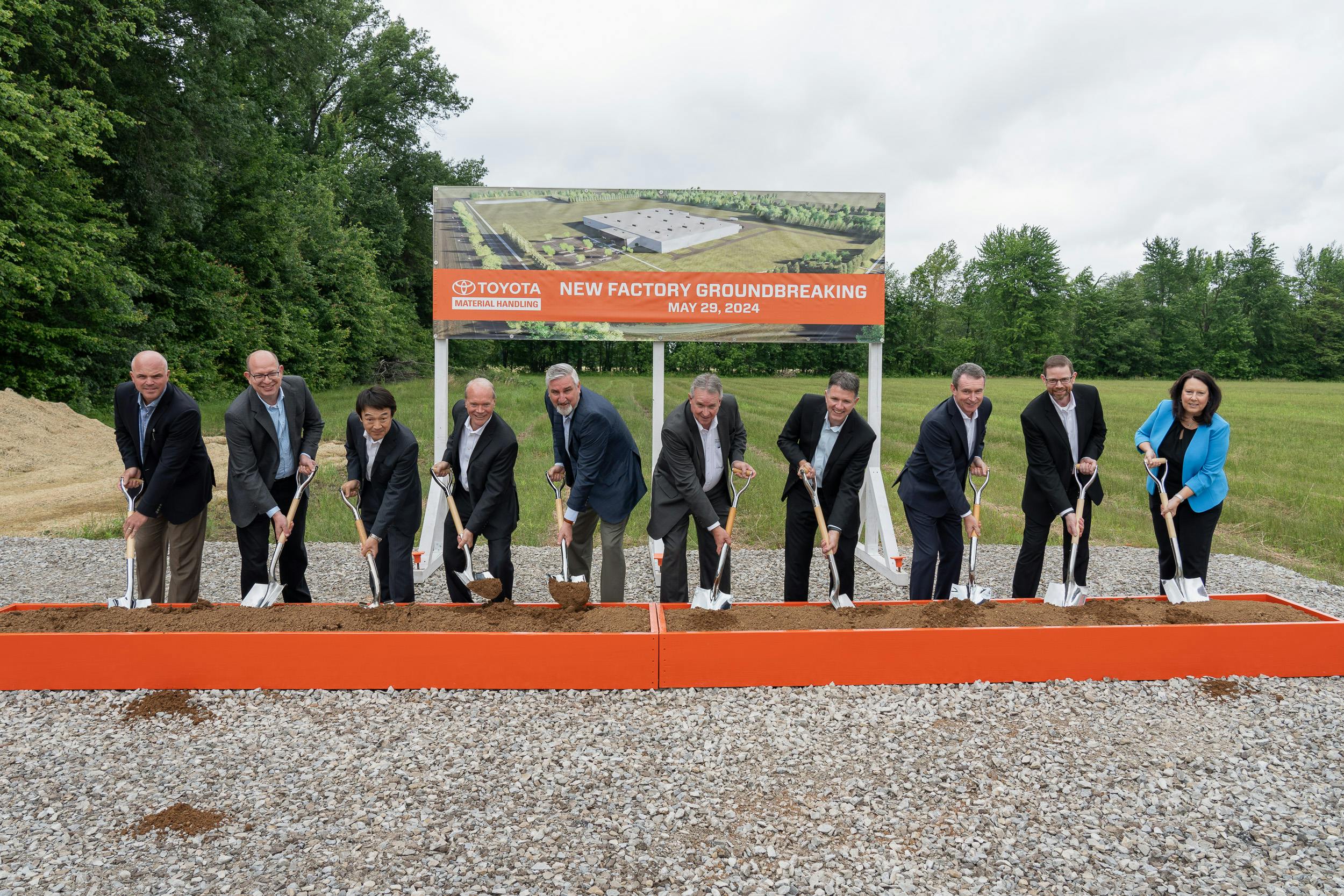 6662294ebb5a511eea8e5203 Dsc06575