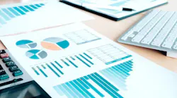 charts_cr_sirinarth_mekrorawuth_dreamstime
