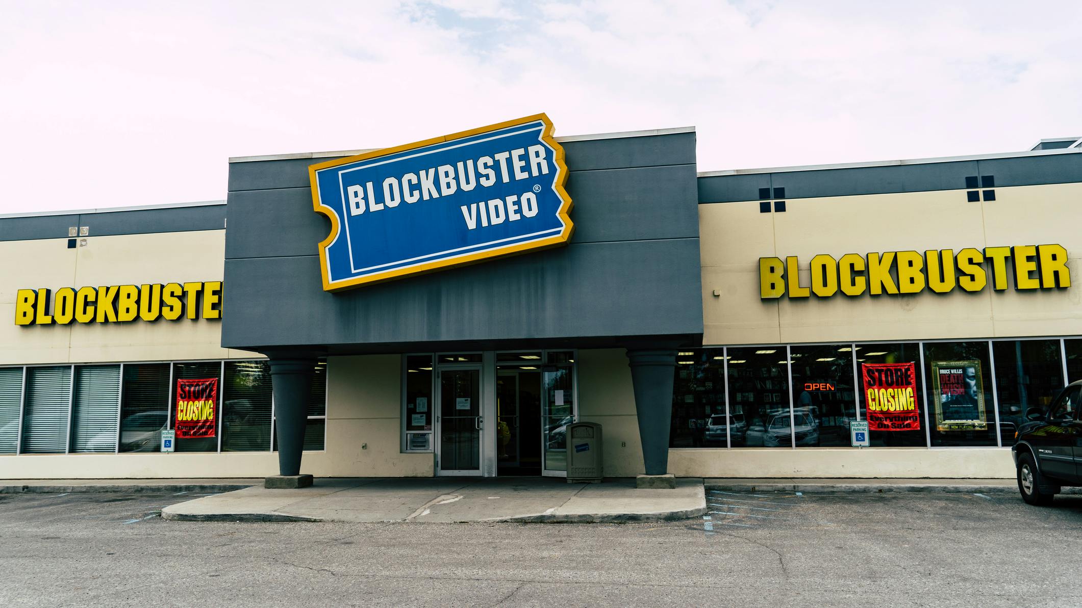 Blockbuster Video Closing